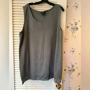 NWOT Torrid Grey Ribbed Tank with Lace Bottom
